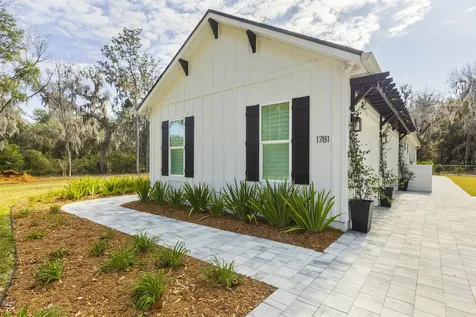 1781 Hickory Lane St Augustine FL 32092