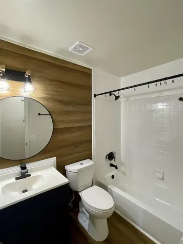 1715 NE 6th Place Gainesville FL 32641