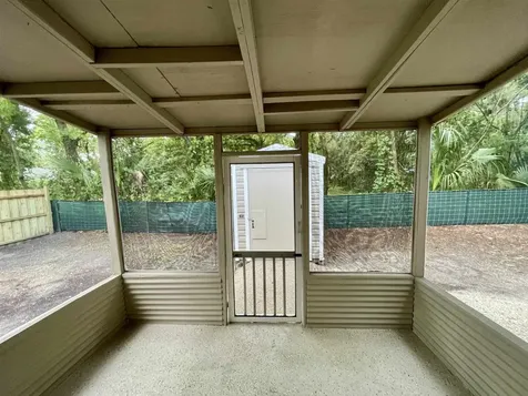 1715 NE 6th Place Gainesville FL 32641