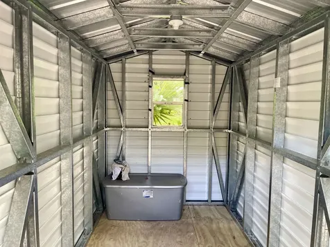 1715 NE 6th Place Gainesville FL 32641