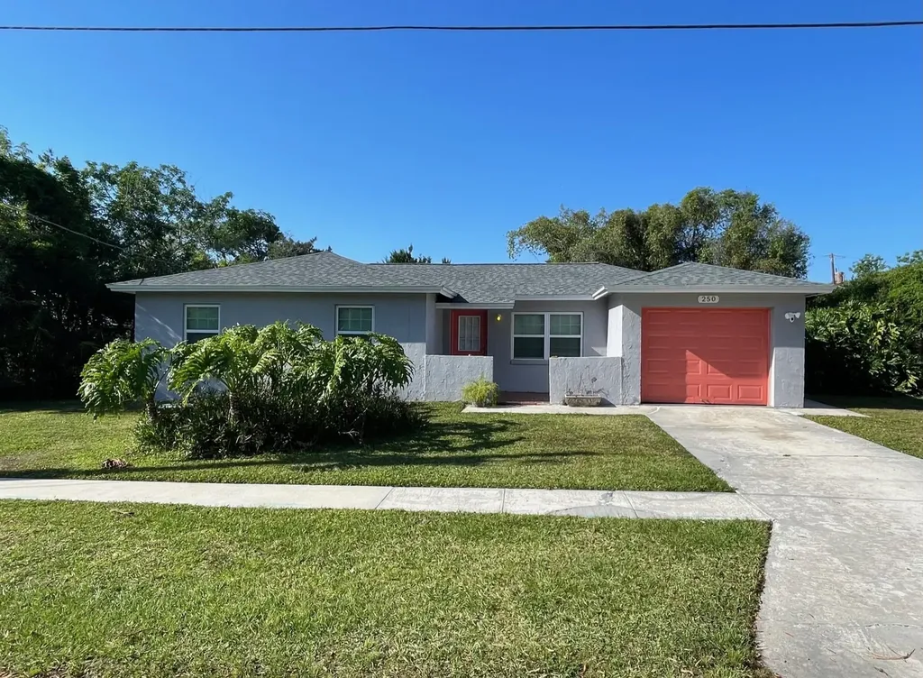 250 Tropic Way St Augustine FL 32080