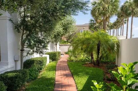 174 Avenida Menendez St Augustine FL 32084