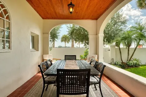 174 Avenida Menendez St Augustine FL 32084