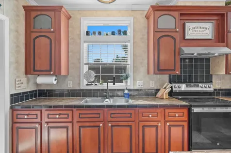 6005 E 7th Manor Palatka FL 32177
