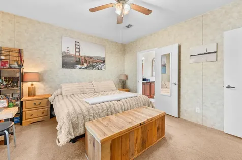 6005 E 7th Manor Palatka FL 32177