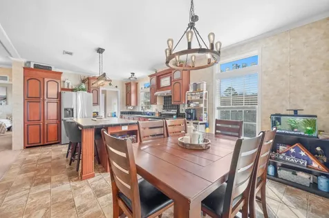 6005 E 7th Manor Palatka FL 32177
