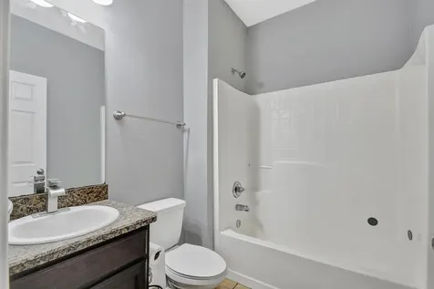 112 W Vivian Drive Hastings FL 32145