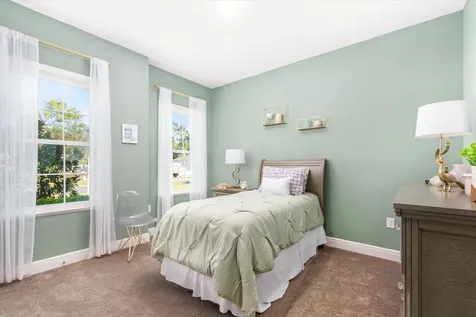 2214 Elegant Manor Circle Edgewater FL 32141