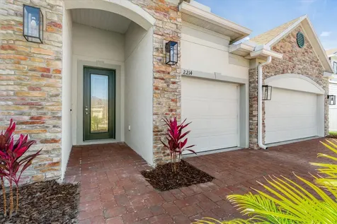 2214 Elegant Manor Circle Edgewater FL 32141