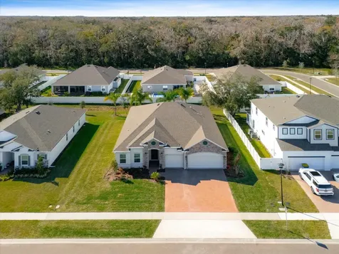 2214 Elegant Manor Circle Edgewater FL 32141