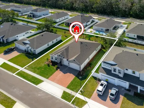 2214 Elegant Manor Circle Edgewater FL 32141