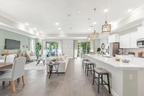 2214 Elegant Manor Circle Edgewater FL 32141