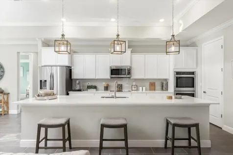 2214 Elegant Manor Circle Edgewater FL 32141