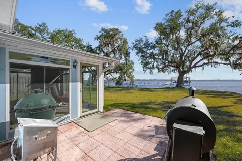 130 Cedar Creek Road Palatka FL 32177-6912
