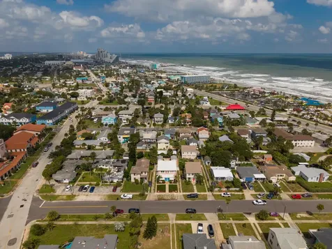 517 Revilo Boulevard Daytona Beach FL 32118