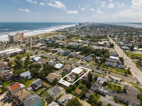 517 Revilo Boulevard Daytona Beach FL 32118