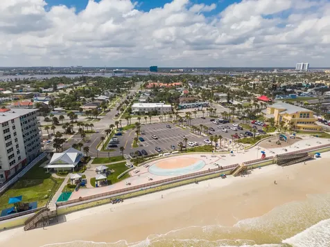517 Revilo Boulevard Daytona Beach FL 32118