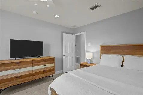 736-8 Kings Estate Road St Augustine FL 32086-0000