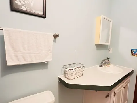 105 Breezewood Circle San Mateo FL 32187