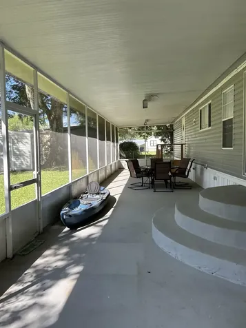 105 Breezewood Circle San Mateo FL 32187