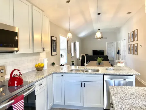 3877 Laurel Street St Augustine FL 32084