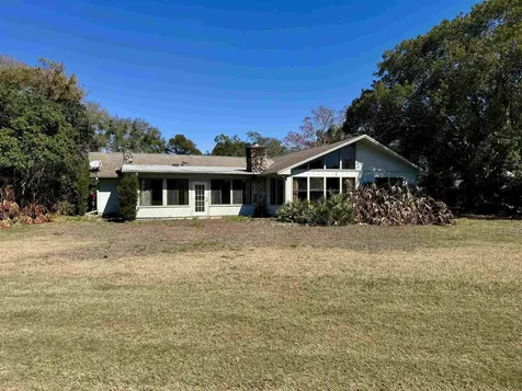 1074 Club House Boulevard New Smyrna Beach FL 32168