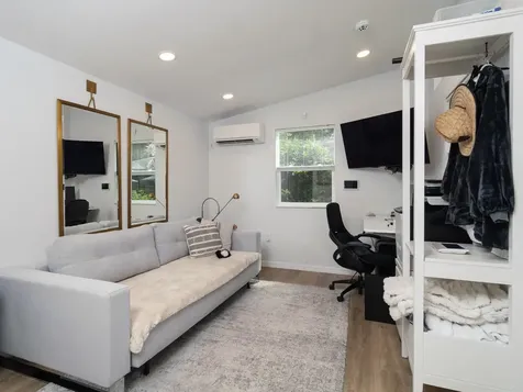 2261 NW 24th Avenue Gainesville FL 32605