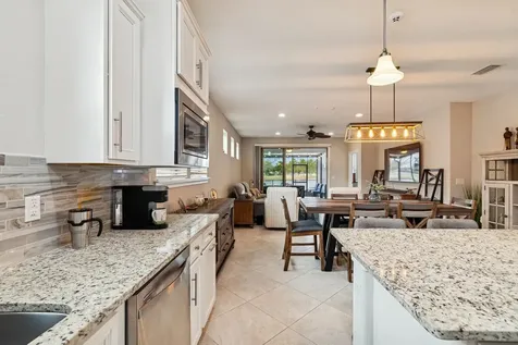 28 Rock Spring Loop St Augustine FL 32095
