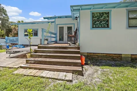 6 E San Carlos Avenue St Augustine FL 32084