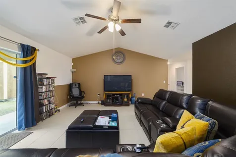 50 Ullian Trail Palm Coast FL 32164