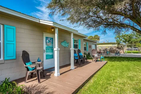 5467 1st Street St Augustine FL 32080-7347