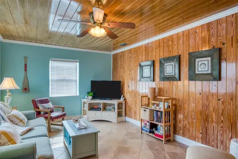 5467 1st Street St Augustine FL 32080-7347