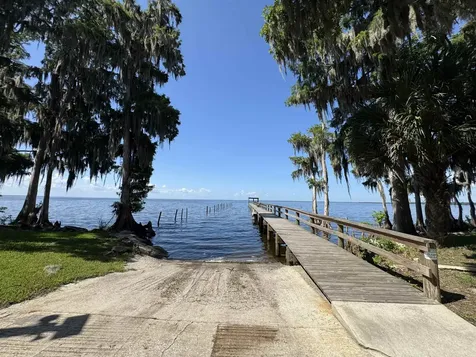 118 July Avenue Georgetown FL 32139