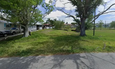 179 Sportsman Drive Welaka FL 32193