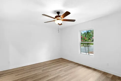 4220 Theresa Street Hastings FL 32145