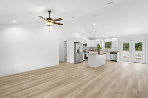 4220 Theresa Street Hastings FL 32145