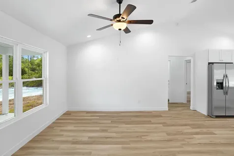 4220 Theresa Street Hastings FL 32145
