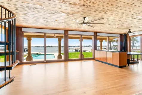 49 Dolphin Drive St Augustine FL 32080