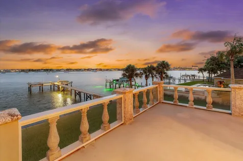 49 Dolphin Drive St Augustine FL 32080