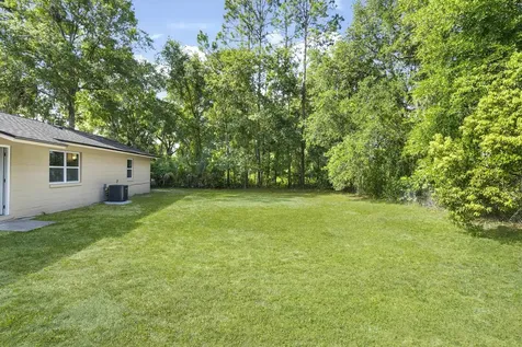 111 Elm Avenue Palatka FL 32177