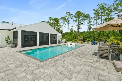 4235 Jefferson Avenue Hastings FL 32145