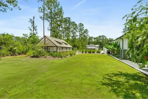 4235 Jefferson Avenue Hastings FL 32145