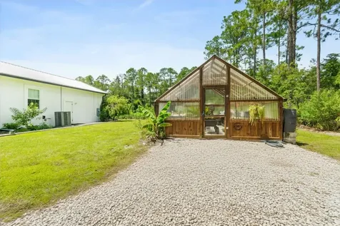 4235 Jefferson Avenue Hastings FL 32145