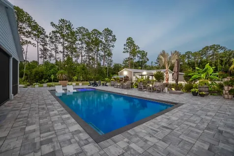 4235 Jefferson Avenue Hastings FL 32145