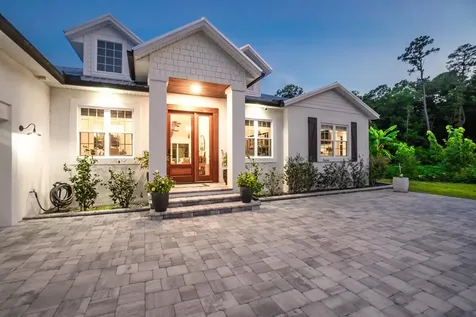 4235 Jefferson Avenue Hastings FL 32145