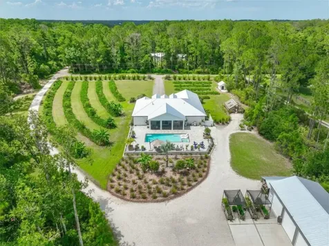 4235 Jefferson Avenue Hastings FL 32145