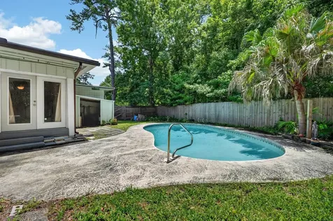 8806 Atter Lane Jacksonville FL 32216