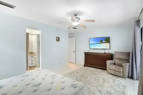 137 Tallow Road Pomona Park FL 32181