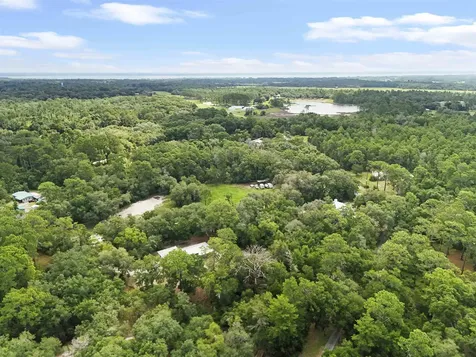 137 Tallow Road Pomona Park FL 32181