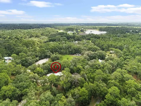 137 Tallow Road Pomona Park FL 32181